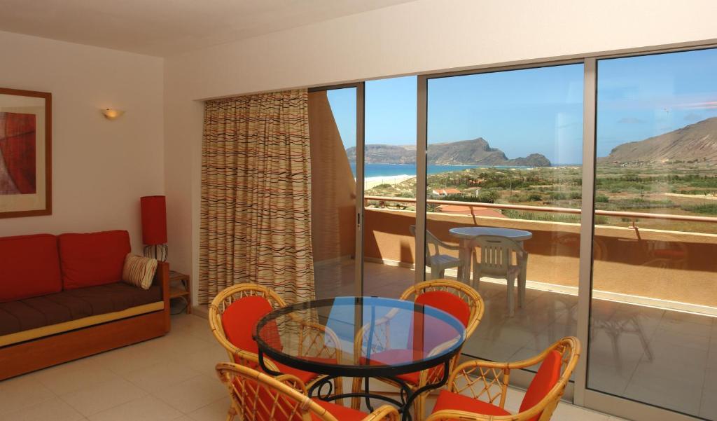 Apartamento com 1 Quarto e Vista Mar